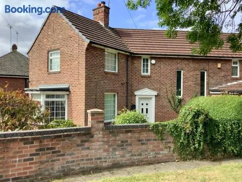 Lorton Villa with a Log Burner - Image 1