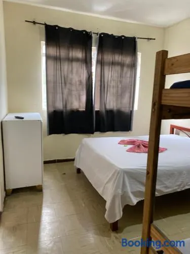 Hotel econômico no centro para 4 pessoas - Image 1
