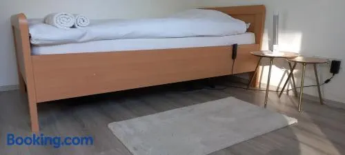 Hanover Fair Rooms - Image 1