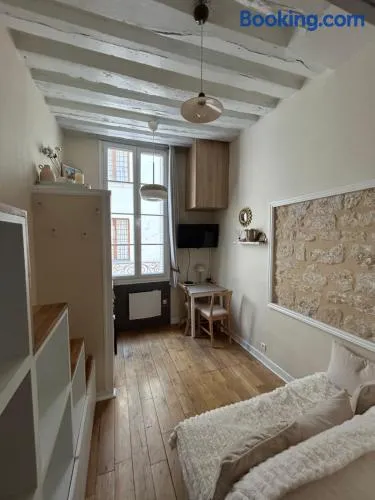 Studio cosy & lumineux au coeur de l'île Saint Louis - Image 1