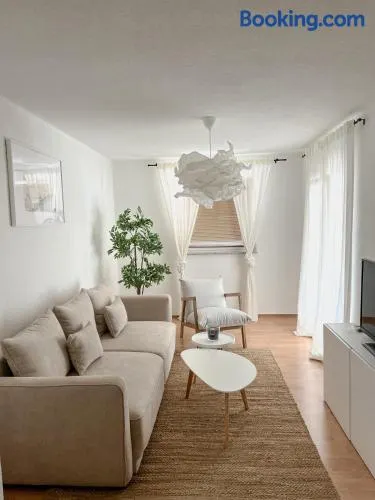 Lúmina Vir - Image 1