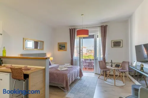 Polai Panorama Apartments with FREE Parking - Image 1