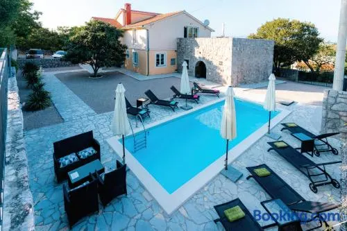 Sky Comfortable holiday residence - Image 1