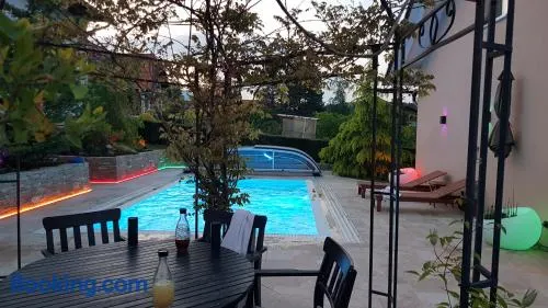 Ferienwohnung mit Pool an der Apfelstraße - Image 1