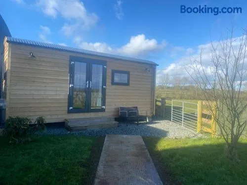 Beehive retreat & Hot tub - Image 1