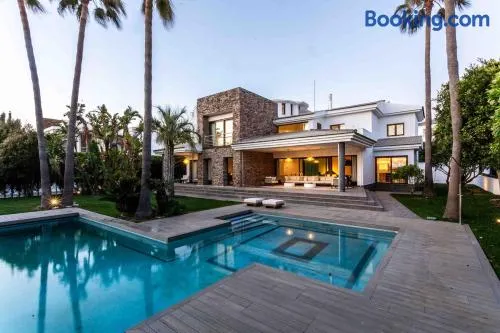 A paradise with ocean views - Image 1