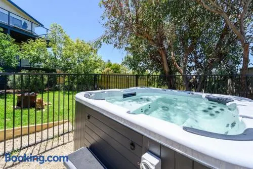 Ocean & Country Views, Spa, Pets Welcome, Fireplace - Your Ocean Oasis 10 minutes to Phillip Island - Image 1