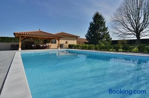 Domaine de la Garde - Image 1