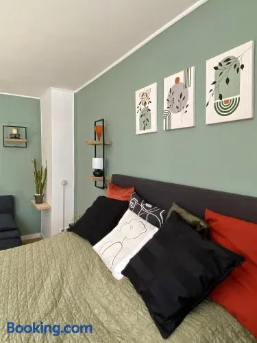 Újhely vára Apartman - Image 1