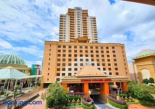 Sunway Studio Homestay 1-min walk Sunway Pyramid Mall & Lagoon by Cloud Host - Image 1