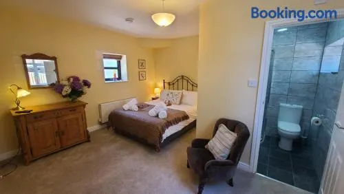 The Garden Room - Image 1