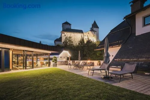Familienfreundliche Ferienwohnung mit Terrasse, Grill und Garten - Image 1