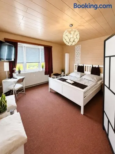 HarbourStay Apartment Bremerhaven - Image 1
