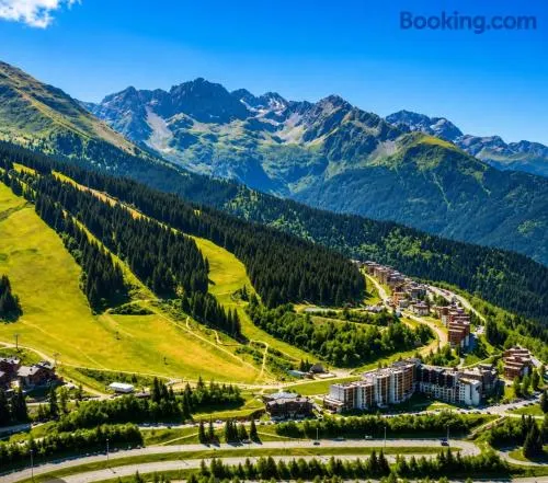 Magnifique studio au pied des montagnes - Image 1