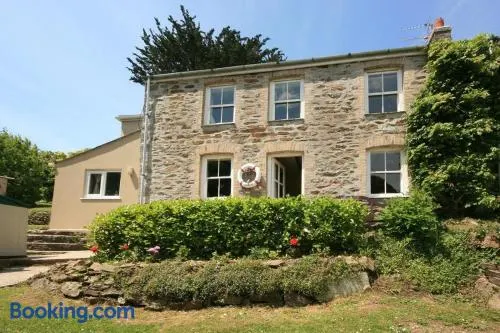 2 Bed in Perranporth oc-pc072a - Image 1