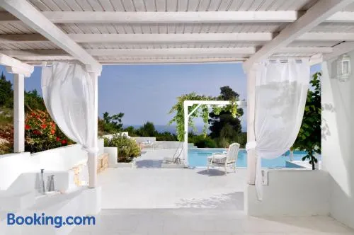 Anemolia Villas with private pools near the most beautiful beaches of Alonissos - Image 1