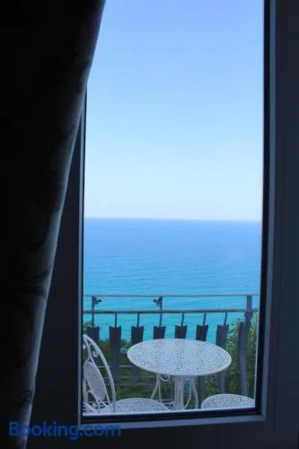 Ellysblue - Image 1