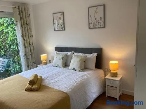 Park Cottage - Cosy 1 bedroom - Image 1