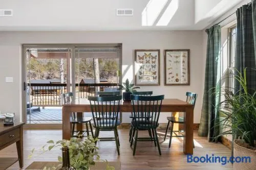 Cloverleaf Cottage - Image 1