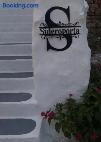 Sideroporta castle Náfpaktos - Image 1