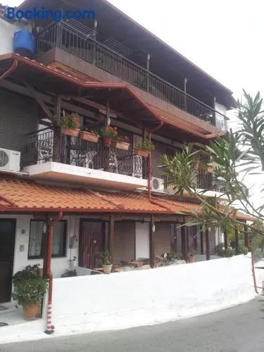 Vassilis Guesthouse - Image 1