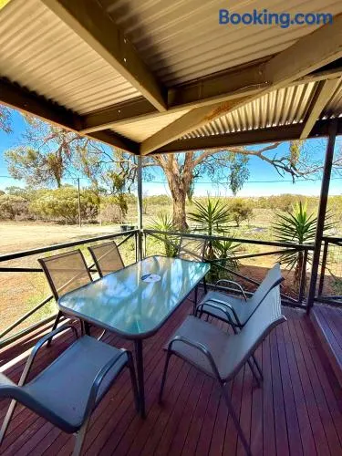 Cozy Wongulla Shack for up to 5 guests - Image 1