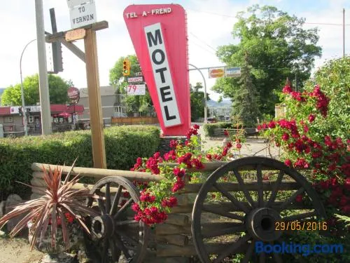 Tel-A-Friend Motel - Image 1