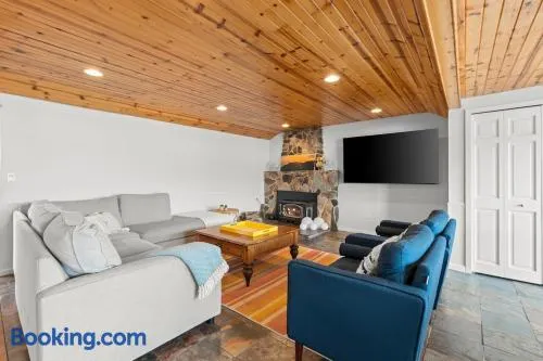 Cozy Pet-Friendly Condo l Pool l Dock l Walk to Parks - Image 1