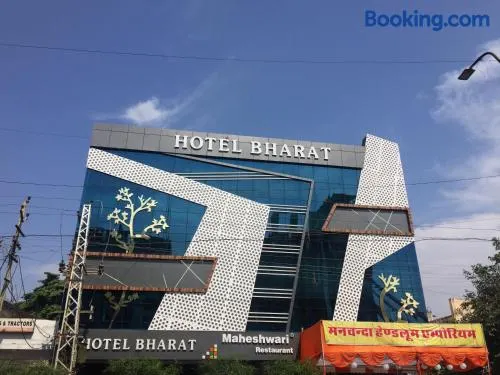 Hotel Bharat - Image 1