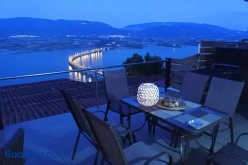 Vai Guesthouse Neraida - Image 1