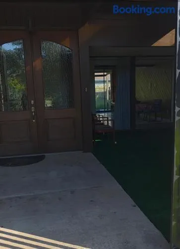 6 bedroom 4 toilet short rent Home in Houston Texas - Image 1
