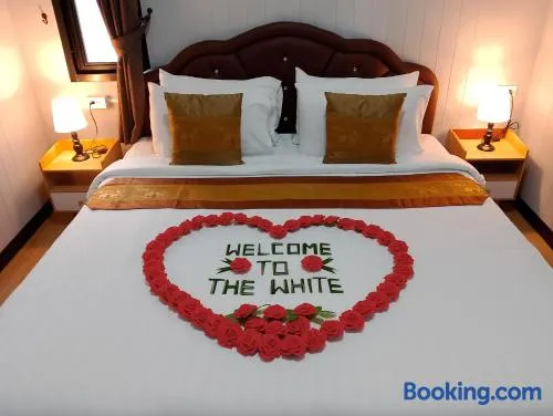 The white resort & restaurant koh yao yai - Image 1