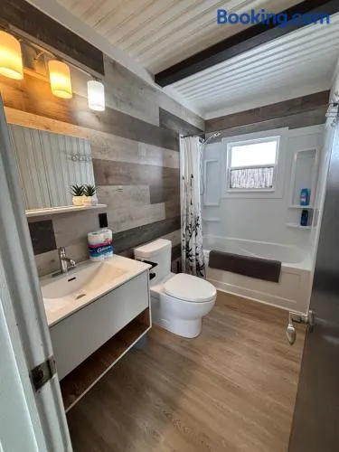 Multiple listing Confederation Bridge view condos apartments, Cottages - Image 1