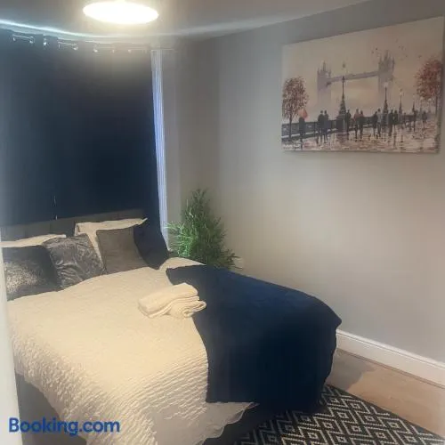 GMS homes - Image 1