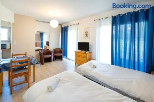 Les Mimosas - Appartement 02 - Image 1