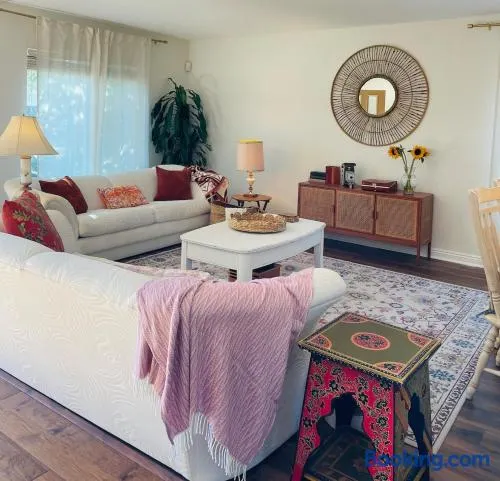 4Bd Spacious Oasis near wineries - Image 1
