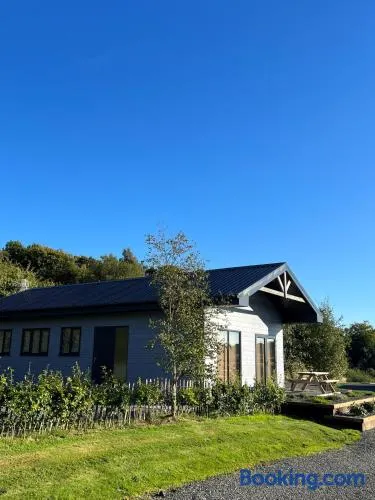 Spacious 3-Bedroom Chalet on Country Estate near Glasgow - sleeps 6 - Image 1