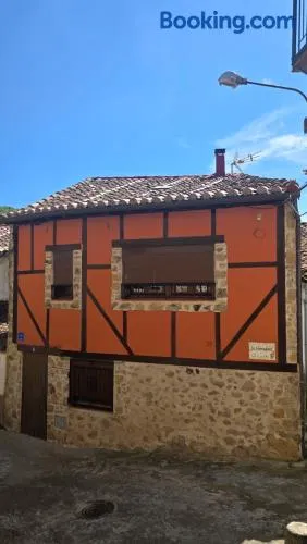 La herradura, acogedora casa en Montemayor del Río - Image 1