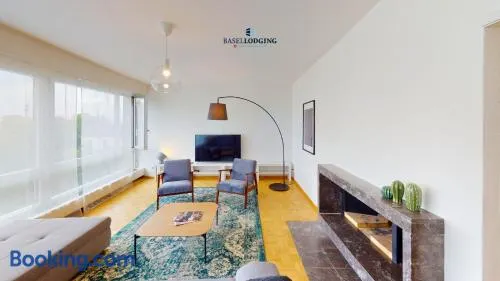 Unique Serviced Living - Gellert Aeschenplatz - Image 1
