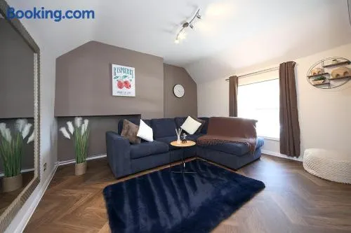 Bedford Retreat - Image 1