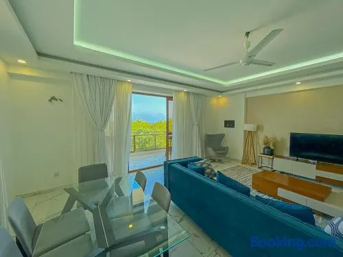Aqua kingstone apartments - Image 1