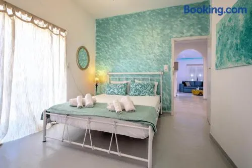 Blue Violet Apartment - Image 1