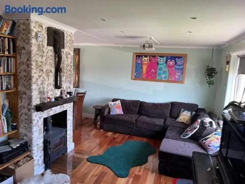 Bright, comfy and peaceful house - Image 1