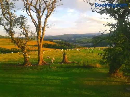 Broomhead Cottages - Image 1