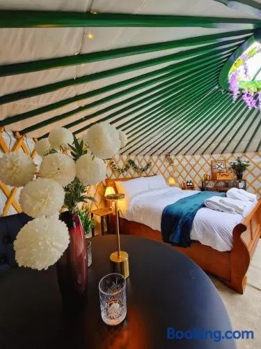 Edwards Farm Glamping Shaftesbury - Image 1