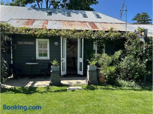 Apple Tree Lane Cottage - Image 1
