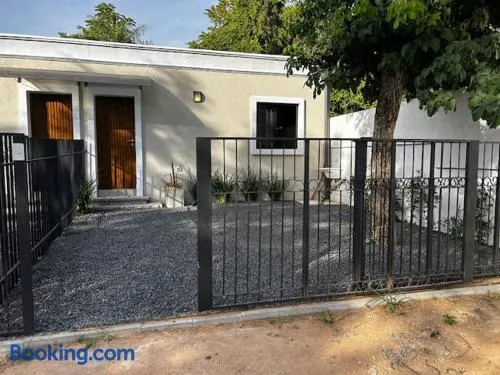 La Petite - Image 1