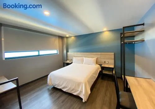 Hotel Estrella de Oriente - Image 1