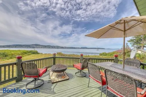 Rustic Guemes Beach Cabin - Image 1