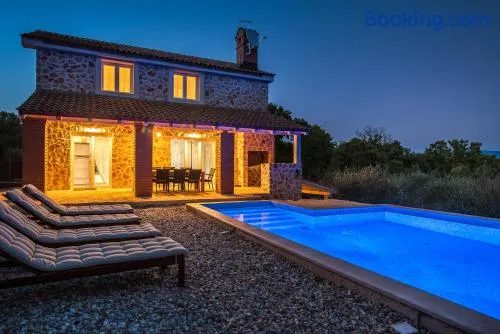 Luxury villa with a swimming pool Risika, Krk - 17410 - Image 1